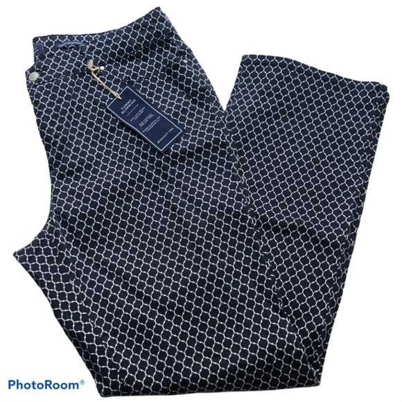 Charter Club Lexington Straight Leg Women's Jeans - Picture 2 of 11